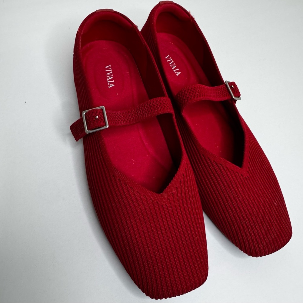 VIVAIA Square-Toe Mary Jane Shoes in Ruby Red - Picture 2 of 5